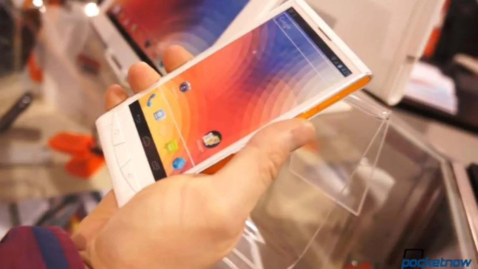 CES 2013: Noitavonne prezintă concepte de tablete și telefoane cu design interesant (Video)