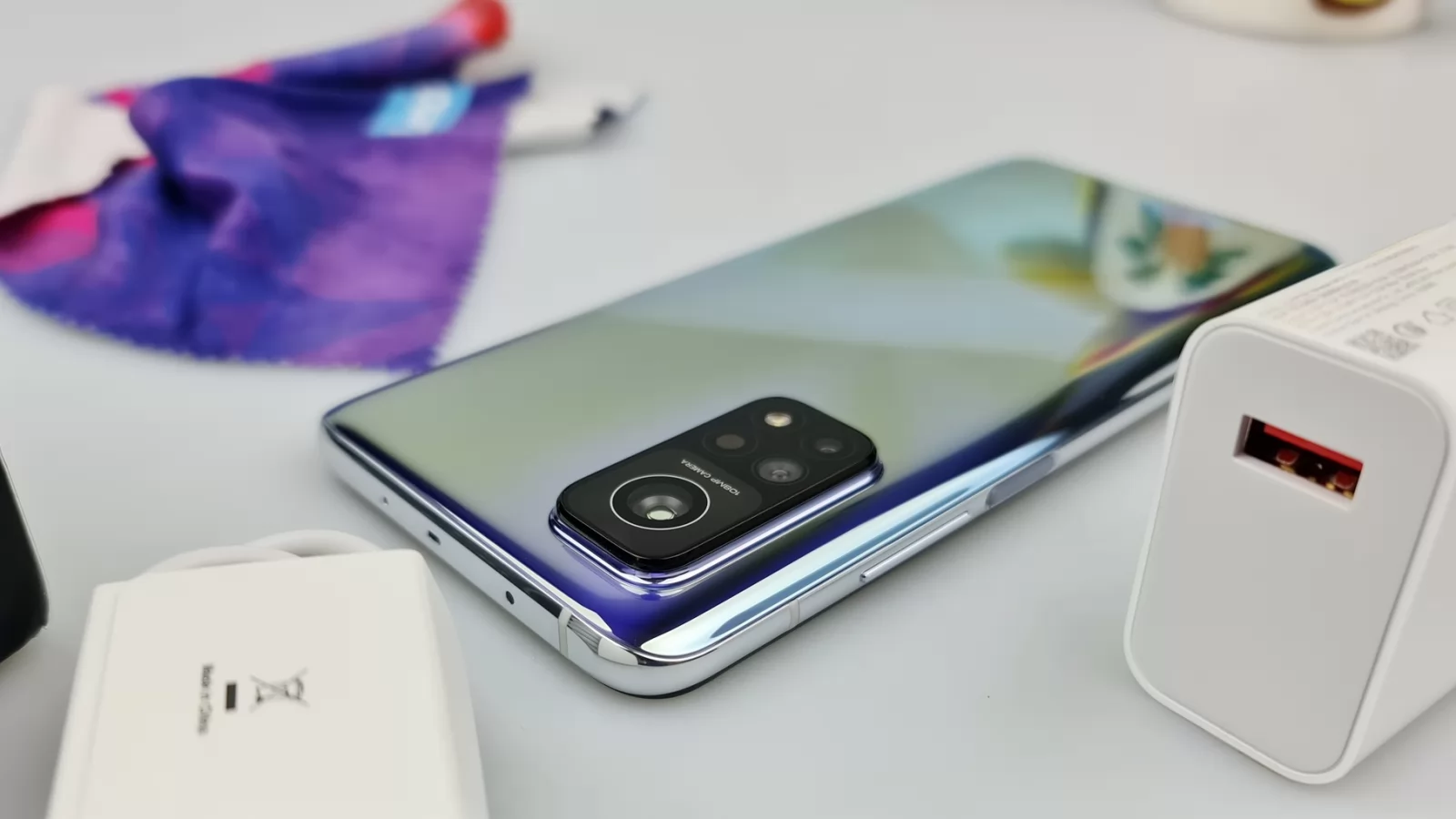 Xiaomi Mi 10T Pro scade la un nou prag minim; Costă sub 1.800 lei și vine cu bonus - un voucher cadou de 180 lei la eMAG