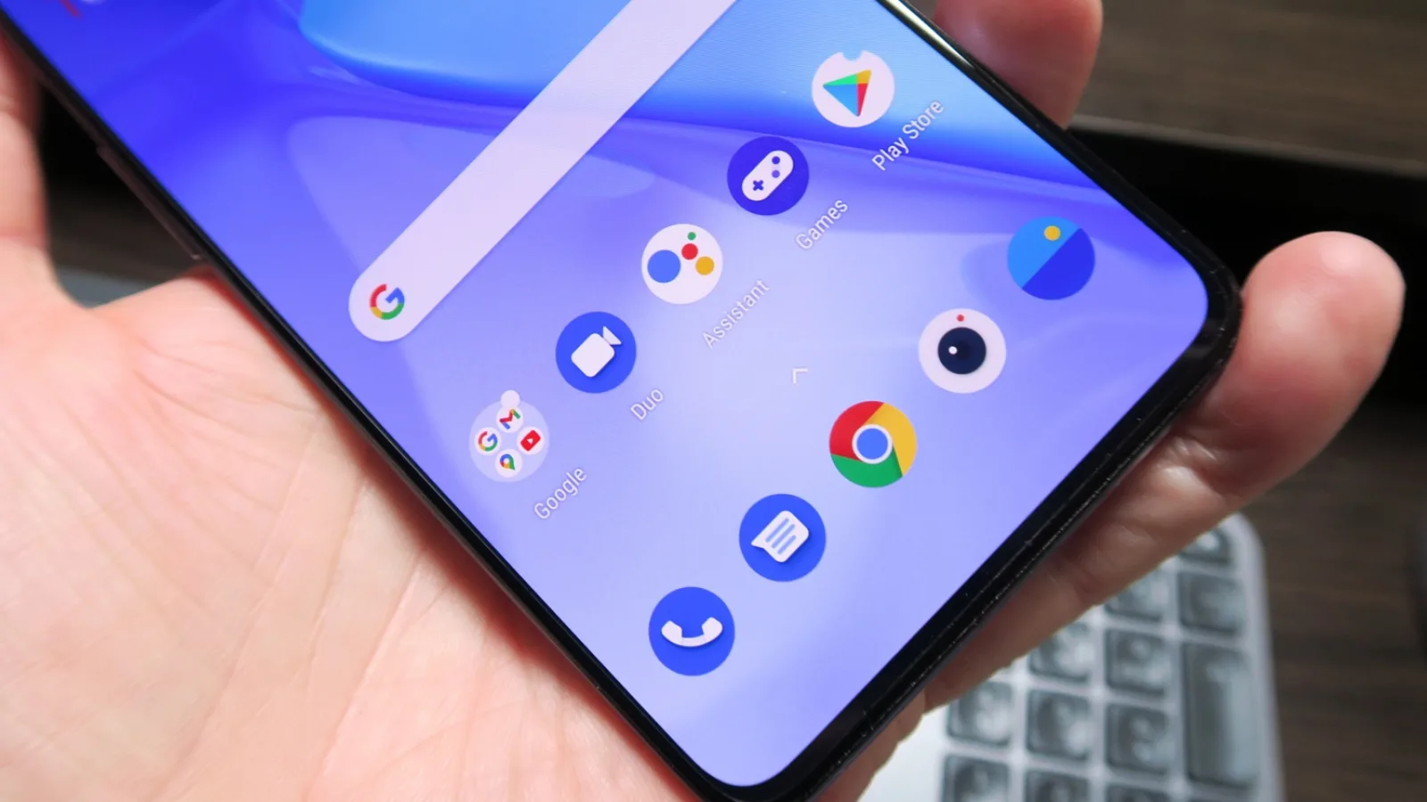 OnePlus 9: OS, UI, aplicaţii minimaliste şi axate pe utilizarea cu o mână