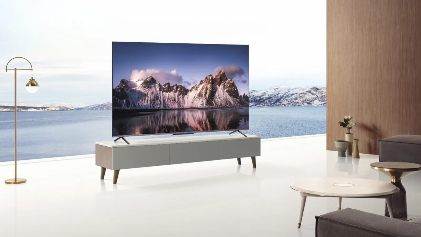 Seria de televizoare TCL C72 duce experiența QLED TV la următorul nivel, pentru entertainment la superlativ