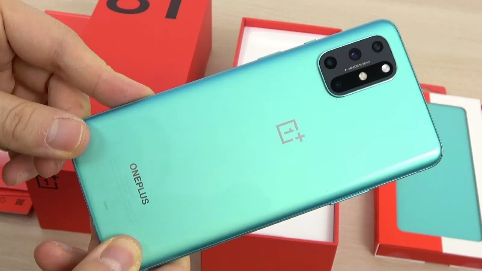 Turul Magazinelor #908: POCO X3 Pro deja la ofertă, OnePlus 9R în România, OnePlus 8T la preţ bun şi monitor curbat de gaming