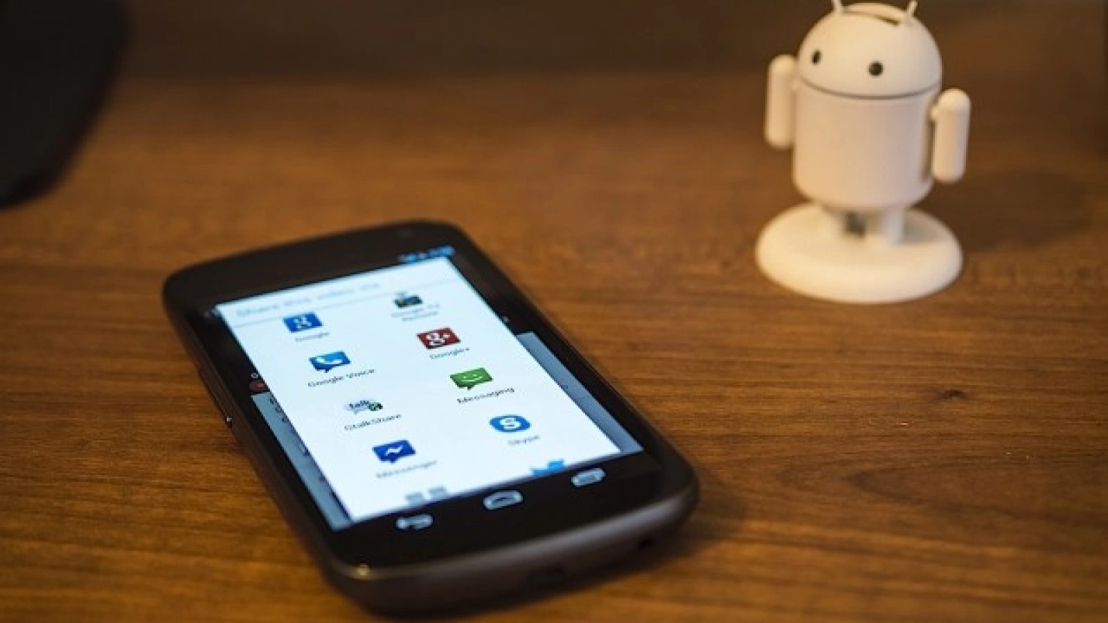 Aplicația GTalkShare va permite să partajați conținuturi și linkuri În Google Talk (Video)