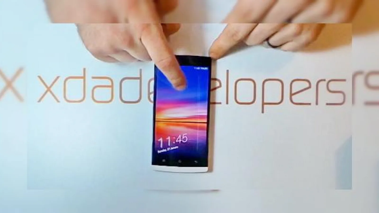 Unboxing interesant pentru unul dintre cele mai atractive terminale ale momentului: Oppo Find 5 (Video)