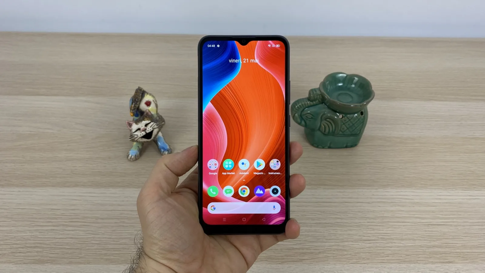 Realme C21: Display LCD bun pentru "şoarecii de bibliotecă"