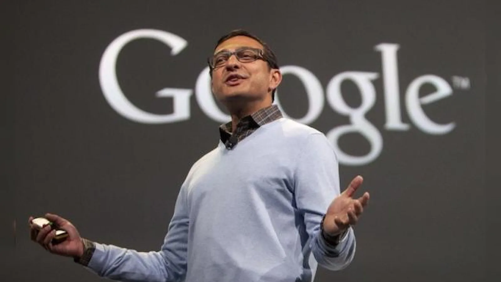Vic Gundotra, oficial de marcă Google, promite o super cameră pe următorul telefon Nexus!