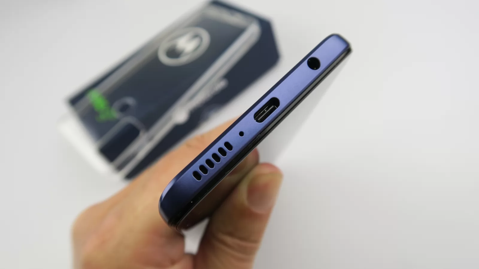 Motorola Moto G50: Acustică mono, dar una corectă, mai ales la înalte şi voci