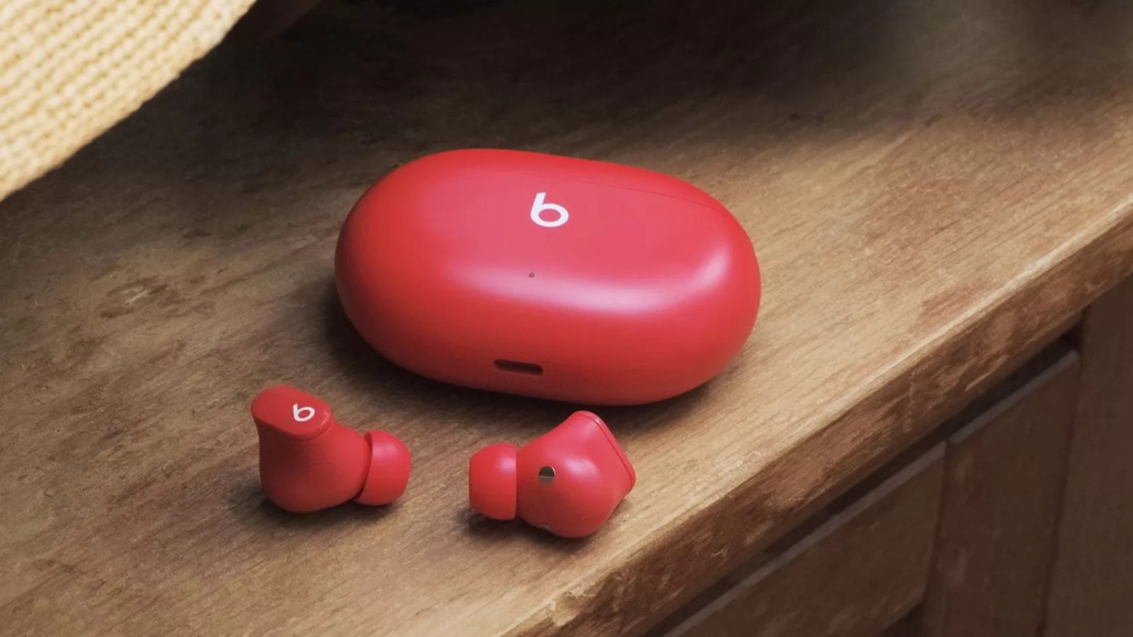 Căştile Beats Studio Buds devin oficiale: căşti wireless cu ANC, pairing ultra rapid cu terminale iOS, Android