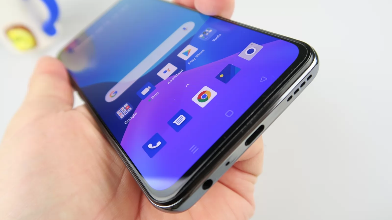 realme GT 5G: Acustica stereo livrează la jocuri, trebuia "potolită" la muzică