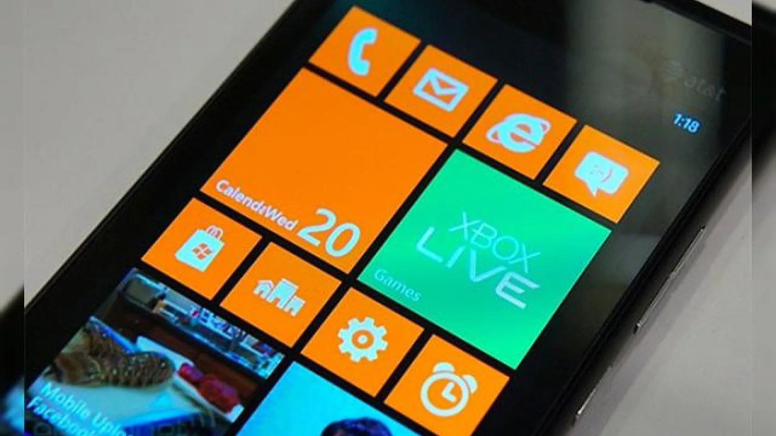 Microsoft suspendă actualizările la Windows Phone 7.8, corectează o serie de buguri