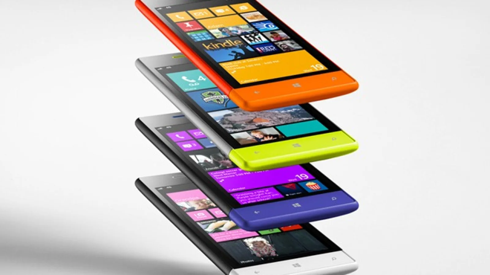 HTC Windows Phone 8S are un preț interesant acum la eMAG.ro