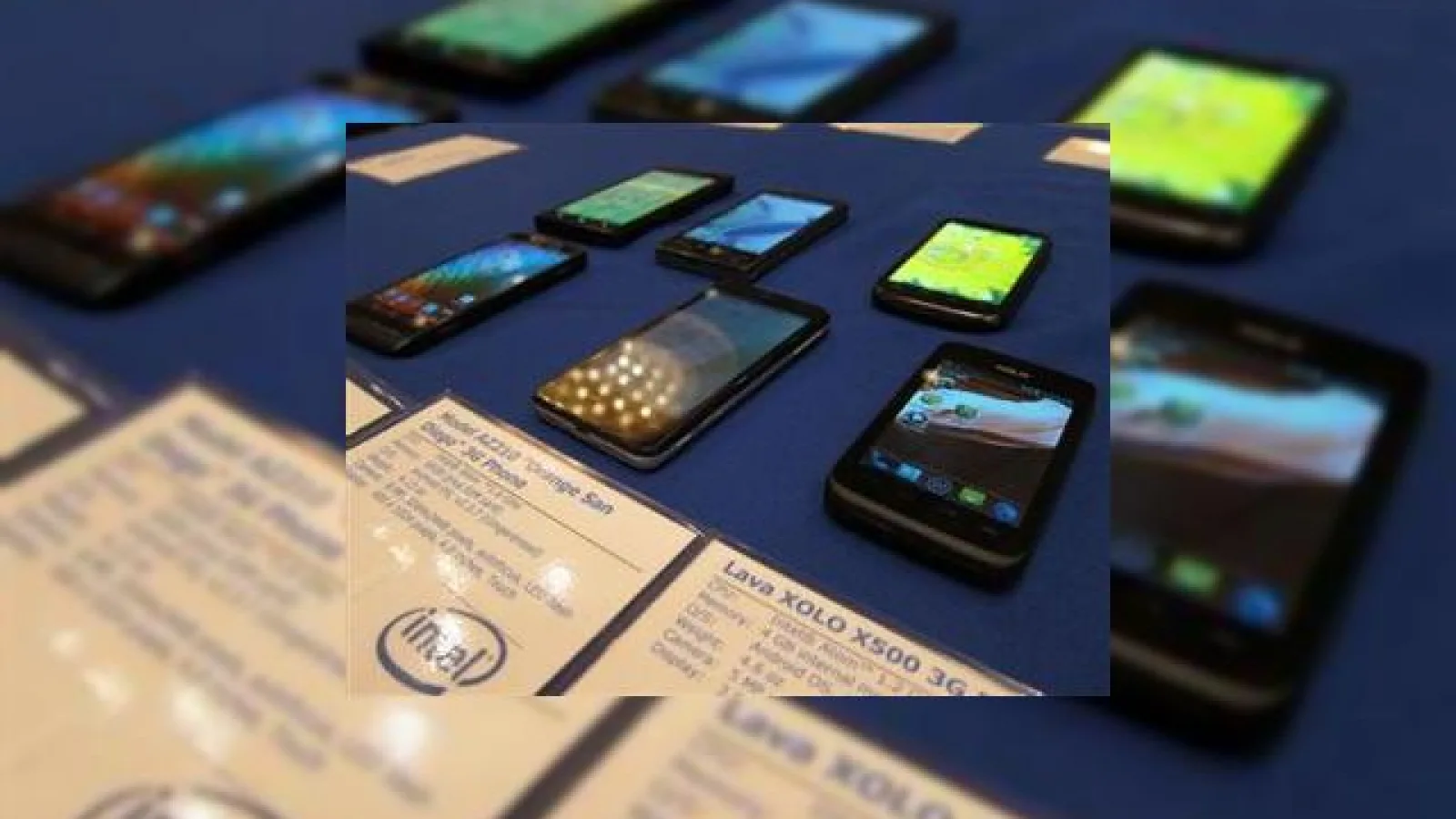 ASUS ar putea lansa un smartphone cu procesor Intel dual core În iunie