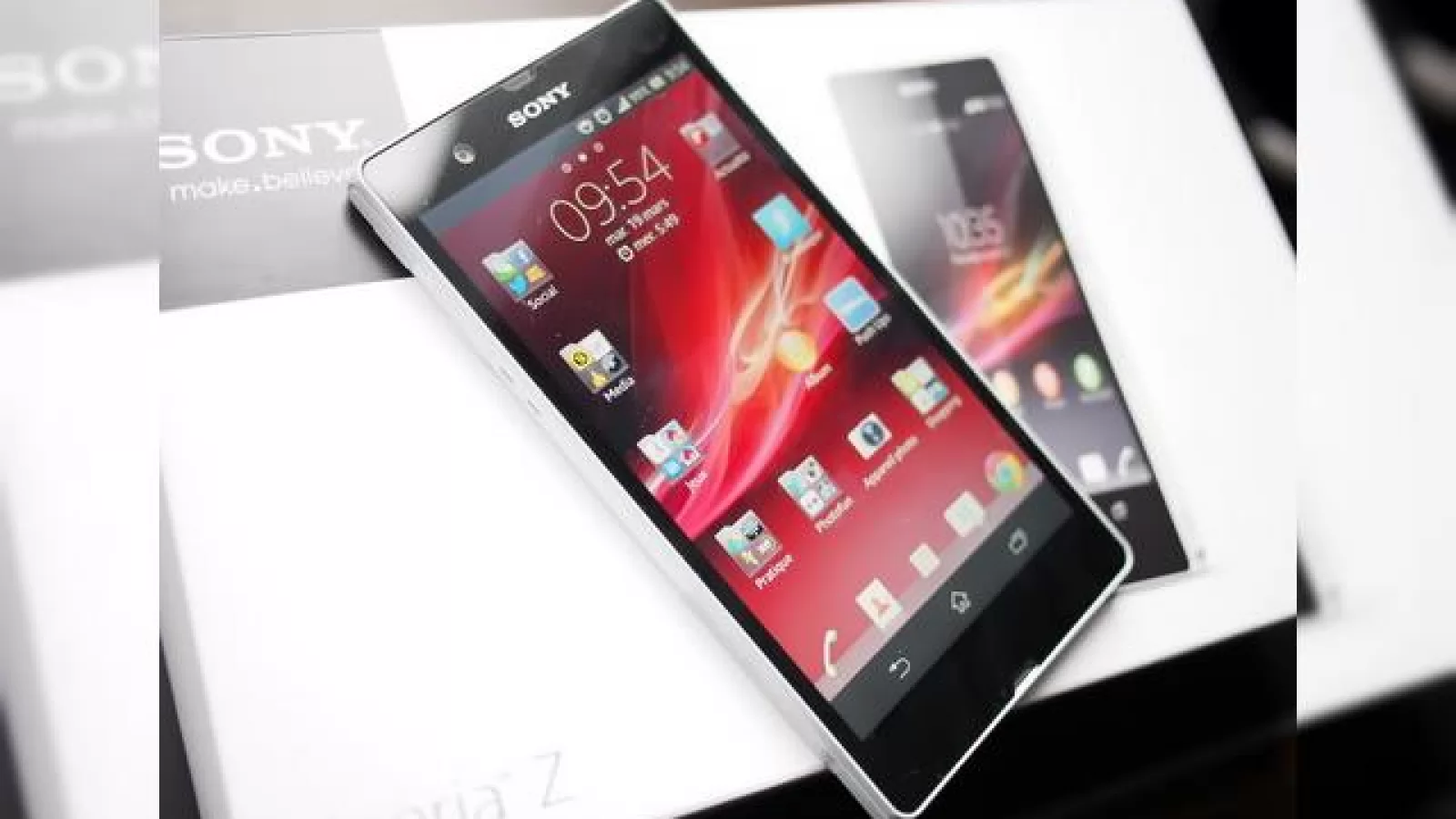 Sony Xperia Z suferă de "moarte subită"; Sony confirmă bugul!