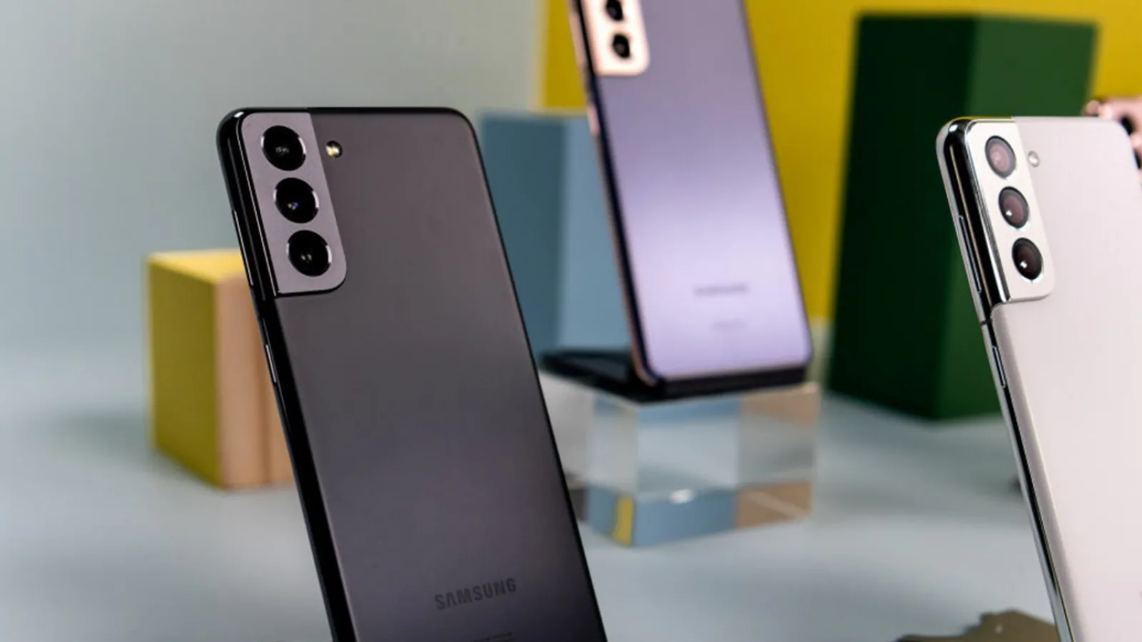 Samsung Galaxy S21 FE primește certificarea TENAA! Design-ul și specificațiile sunt confirmate, iar lansarea pare iminentă