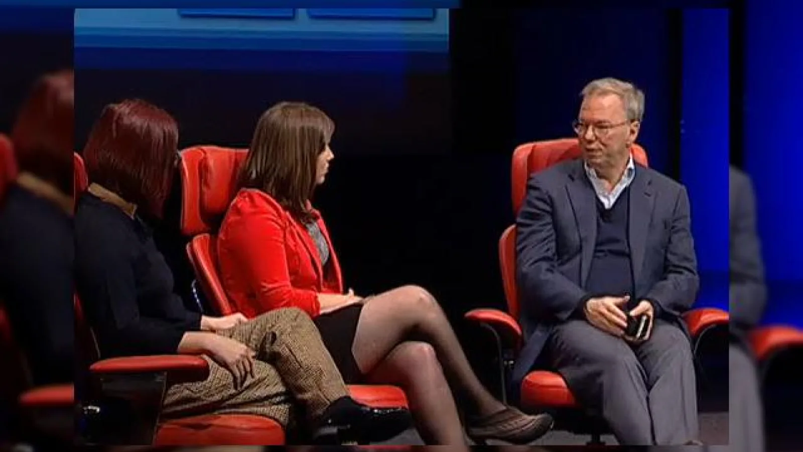 Directorul Google, Eric Schmidt ne promite telefoane fenomenale de la Motorola, susține relația bună cu Samsung
