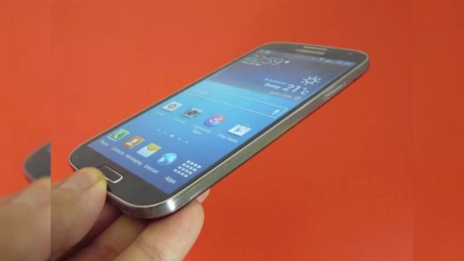 Samsung Galaxy S4 pre review: primele impresii despre noul galactic sud-coreean (Video)