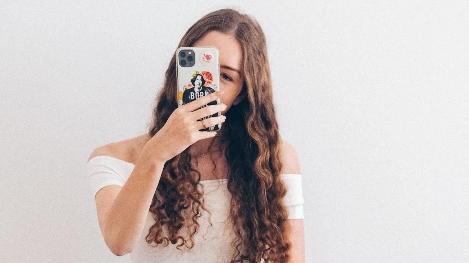 TikTok pune restricţii adolescenţilor: fără notificări după ora 9 seara plus alte protecţii
