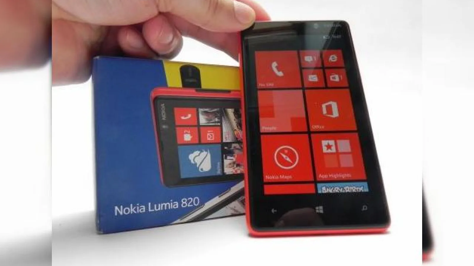 Windows Phone Store conține doar 145.000 de alicații și jocuri, Îi lipsesc hiturile
