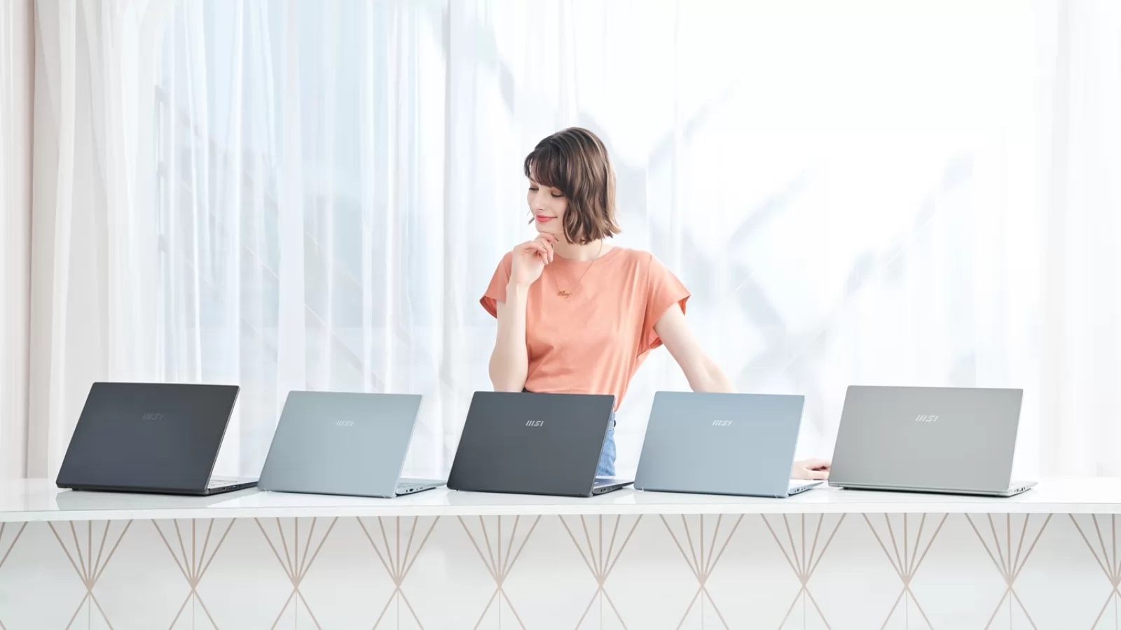 MSI a dat startul campaniei Back To School! Iată câteva recomandări de laptopuri pentru elevi și studenți, gameri și creatori de conținut