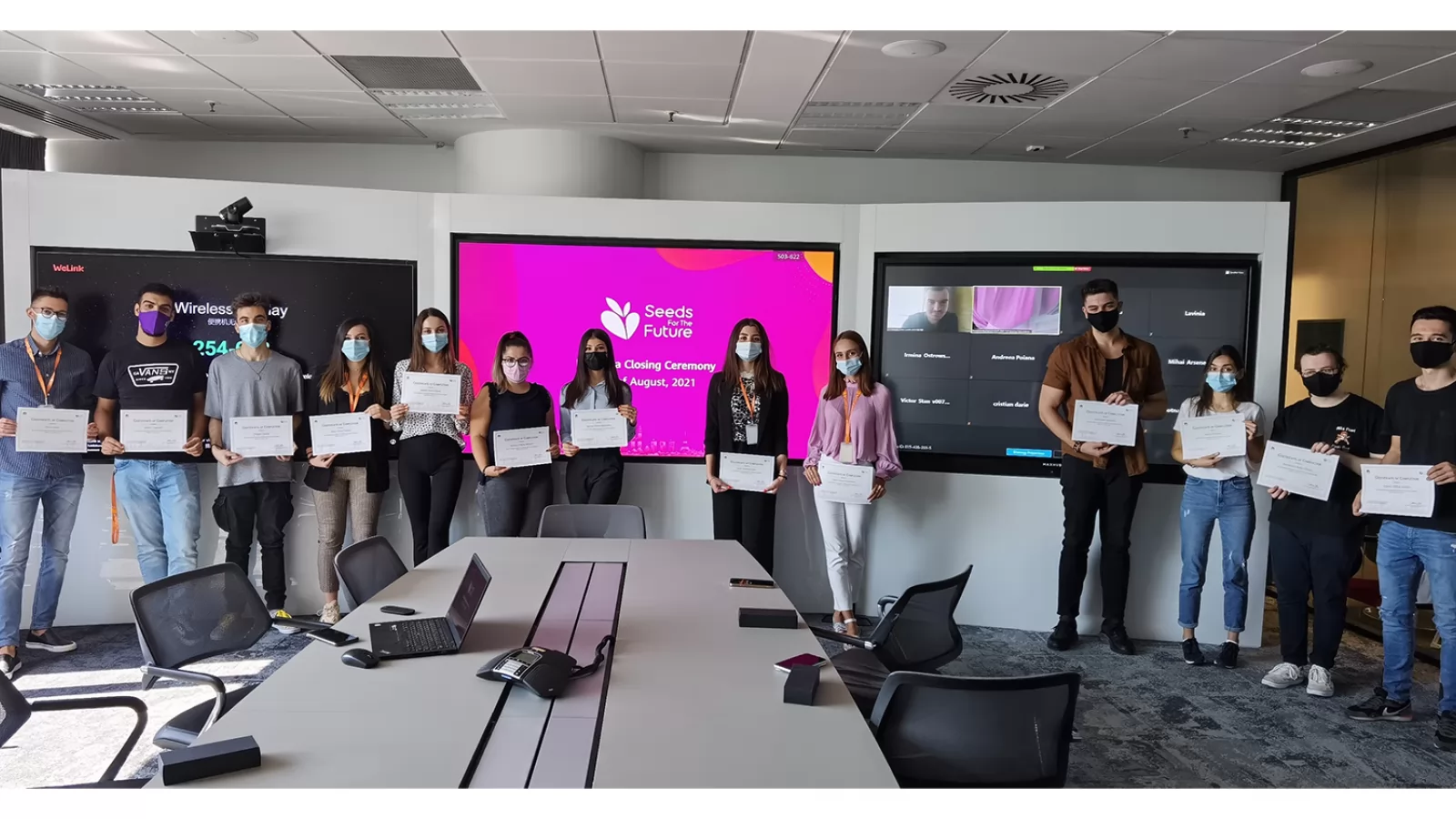 Huawei a premiat studenții Universității Politehnica București la finalul celei de-a VIII-a ediții a programului Seeds for the Future