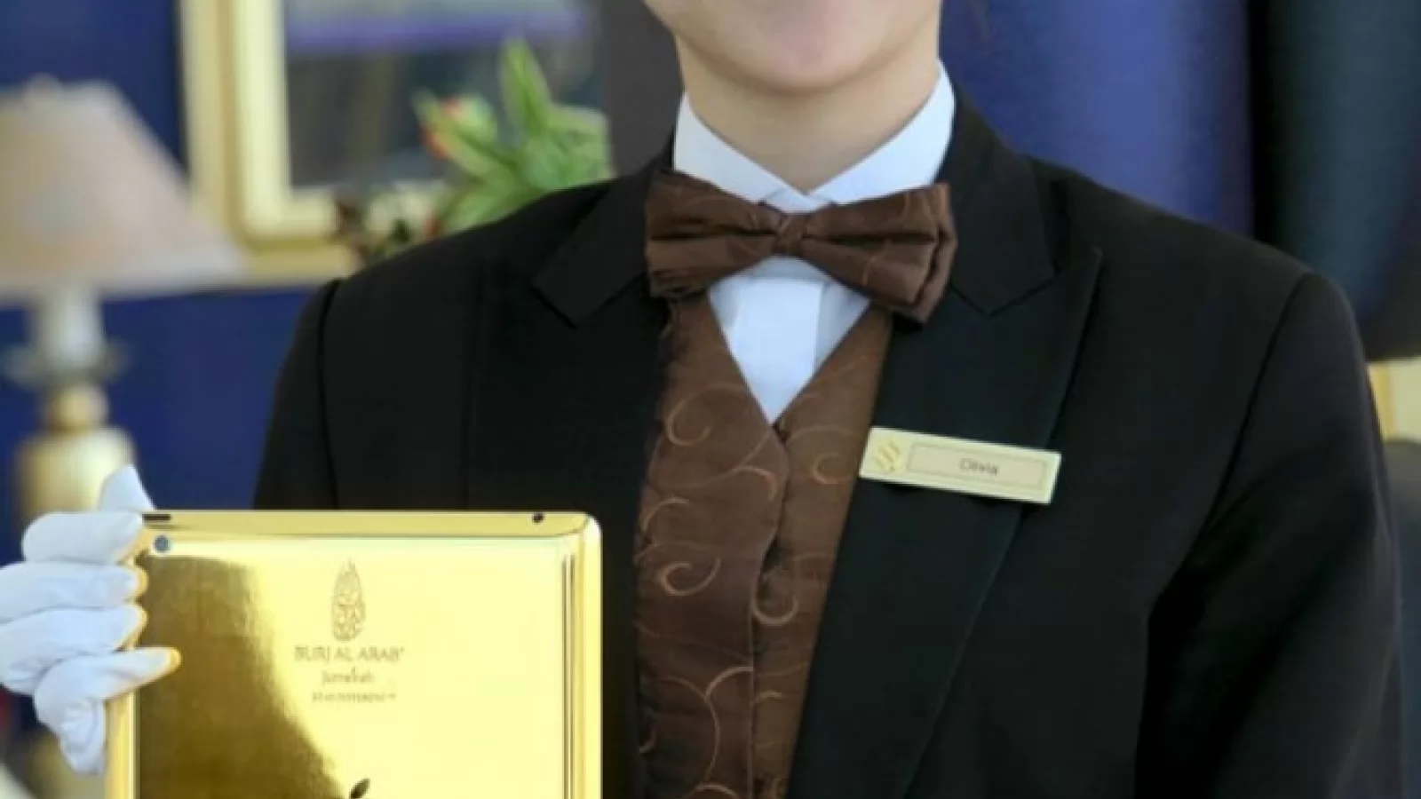 iPad din aur de 24 de carate oferit odată cu camera la hotel În Dubai