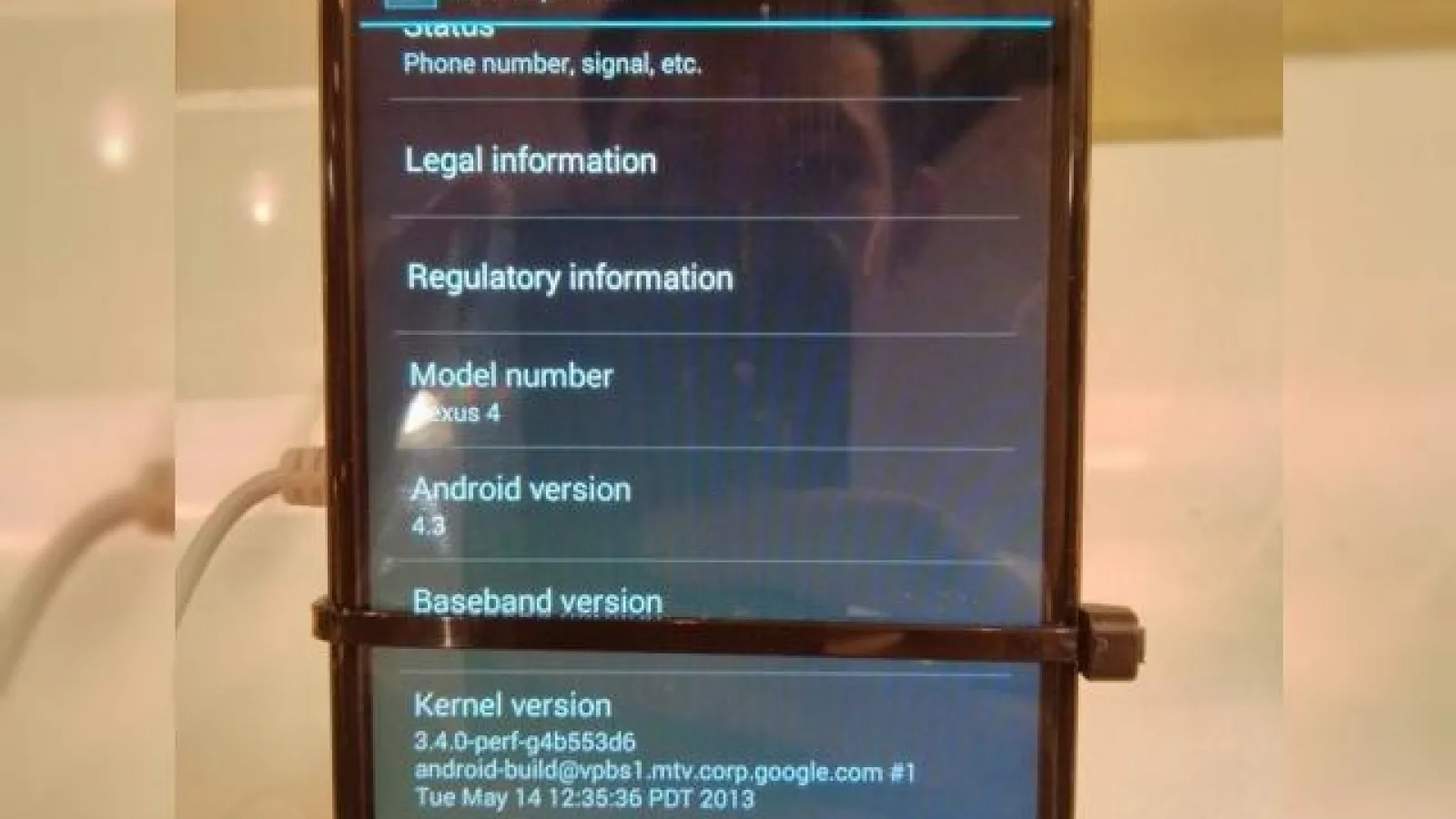 Android 4.3 surprins În acțiune pe Nexus 4, filmat și fotografiat (Video)