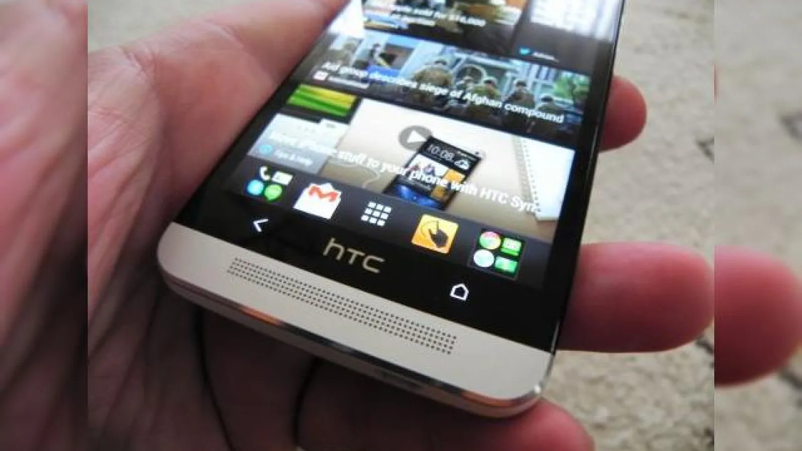 Un HTC One mai mare, cu ecran de 5+ inch va debuta În curând