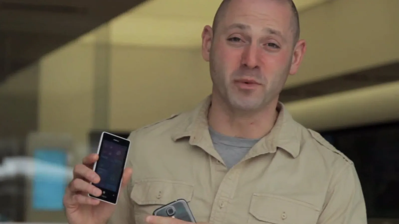 Cea mai nouă reclamă Windows Phone are Samsung Galaxy S4 În centru... și supraprețul său (Video)