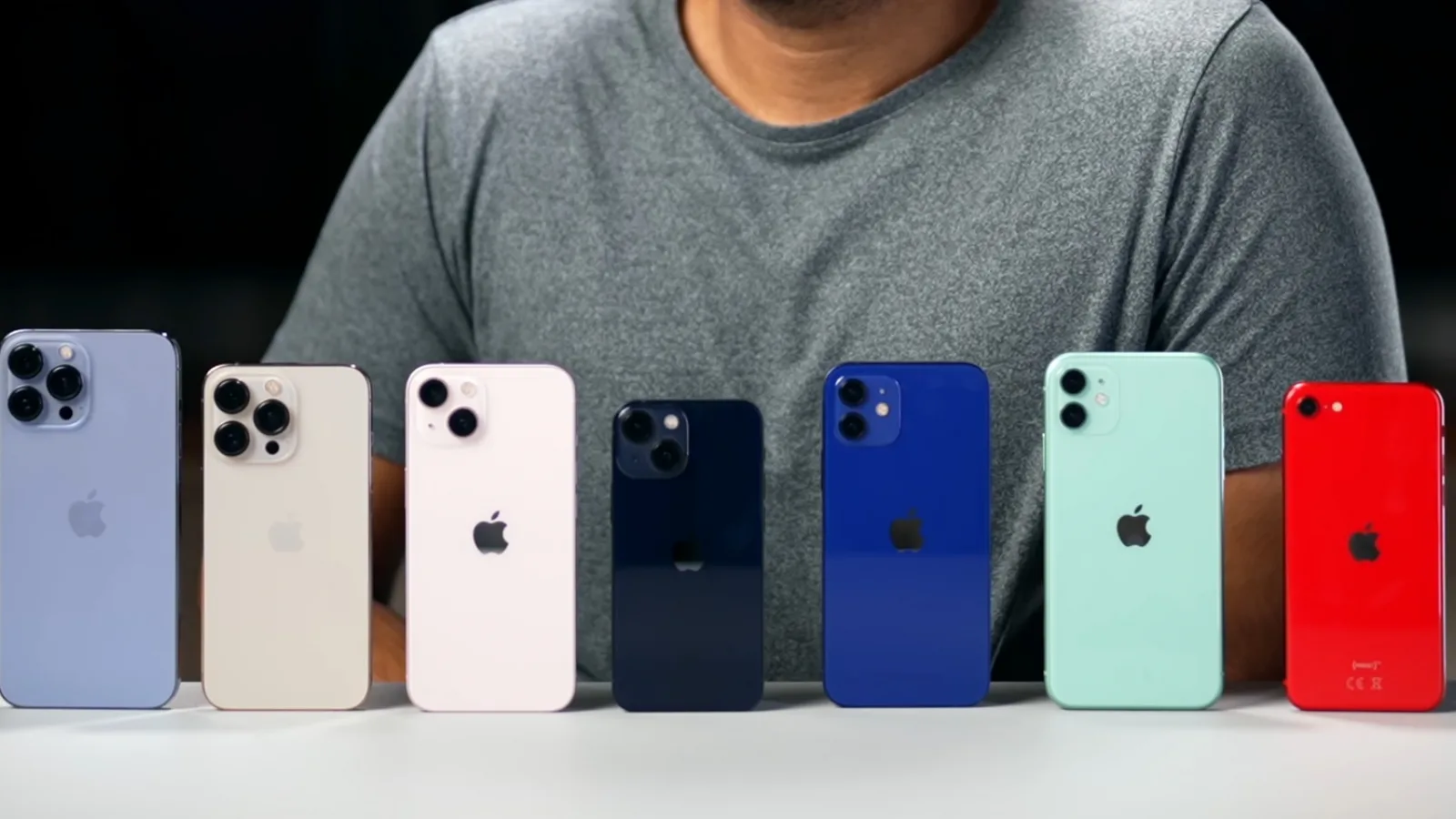 Întreaga serie iPhone 13 este supusă la teste de baterie în fața camerei! Iată cum se descurcă în comparație cu iPhone 12, iPhone 11 și iPhone SE