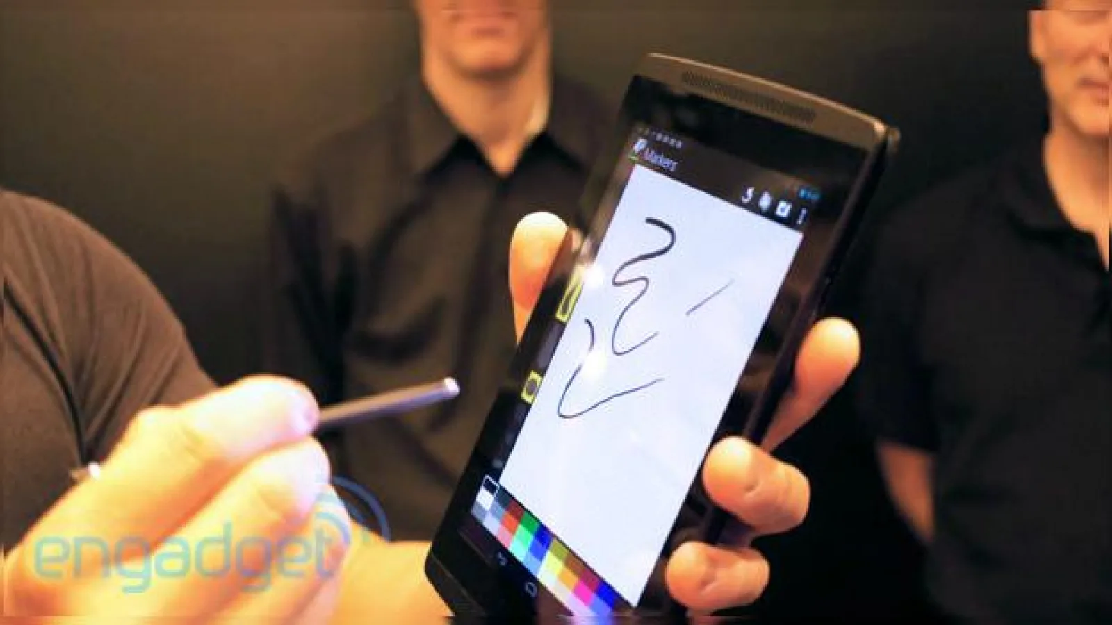 Computex 2013: CEO-ul Nvidia prezintă noi tehnologii touchscreen/stylus și Tegra 4 În acțiune