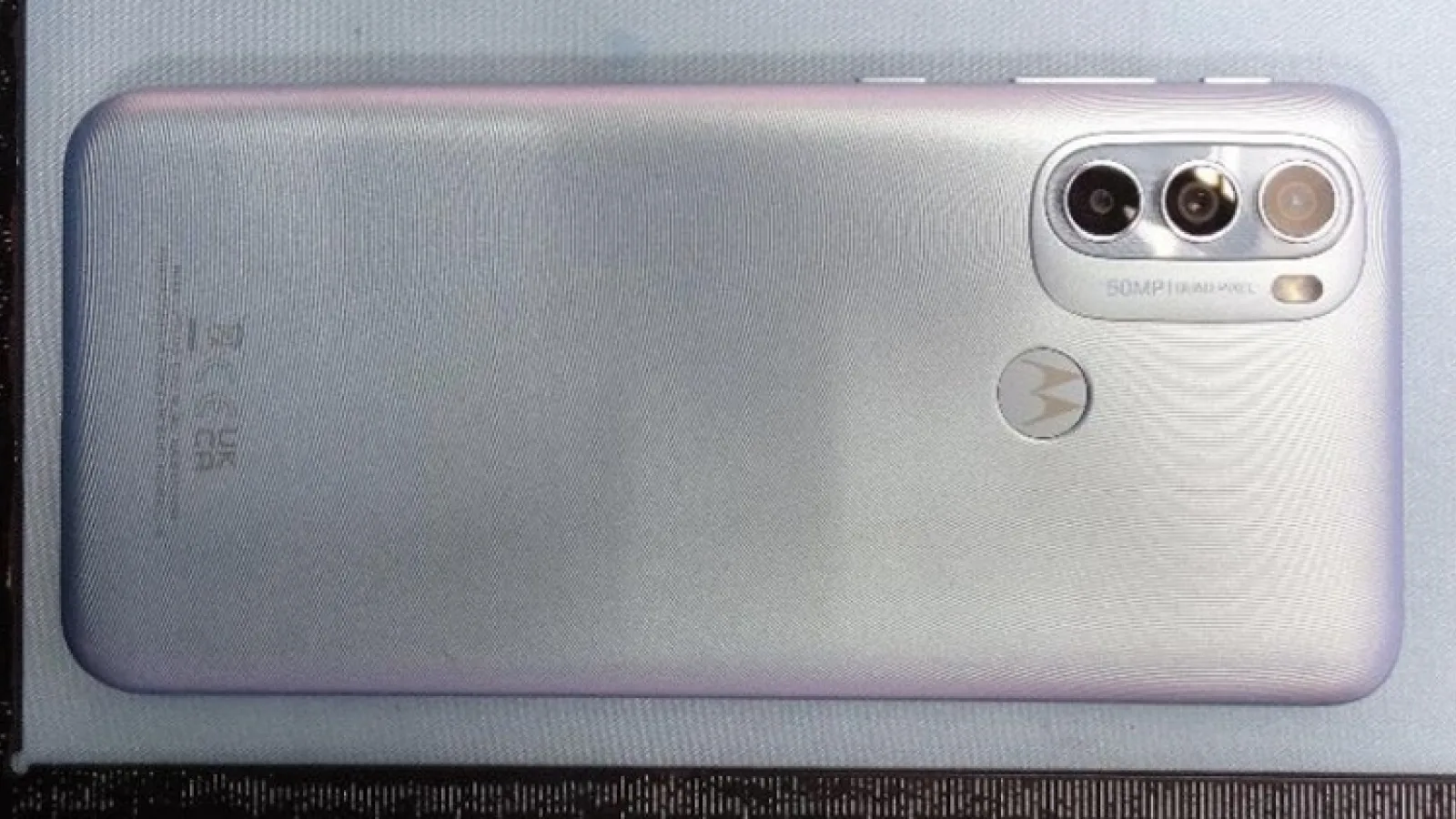 Motorola pregătește un nou telefon midrange; Moto G31 își face apariția în imagini reale și o parte din dotări sunt dezvăluite