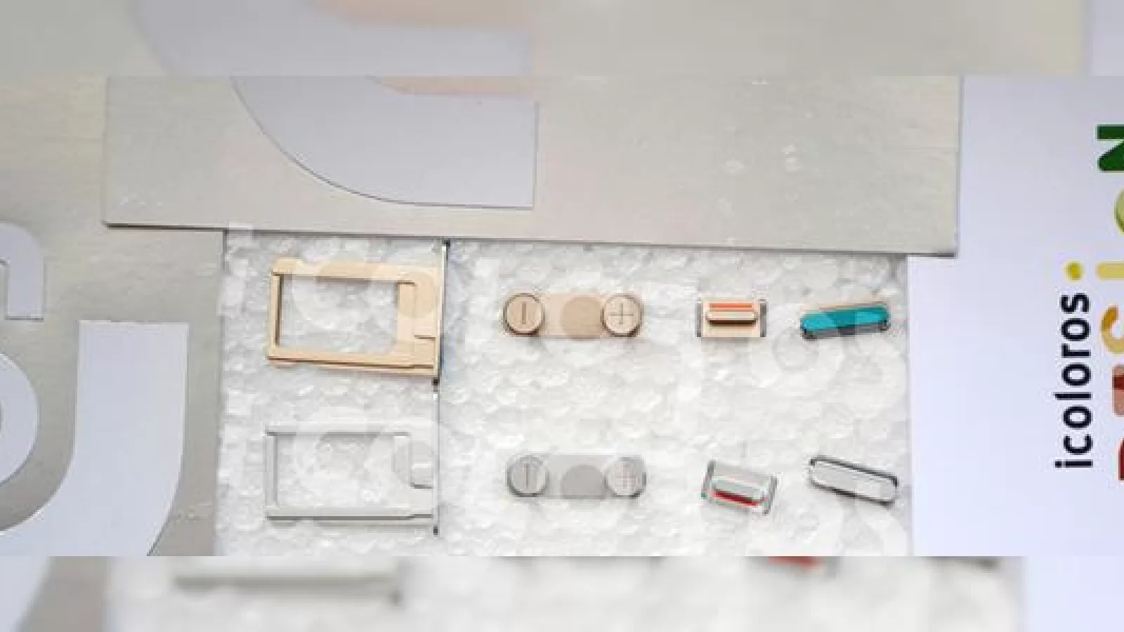 Componente de iPhone 5S: sim tray, butoane de volum, buton Power și indicii despre o nouă culoare! Auriu!