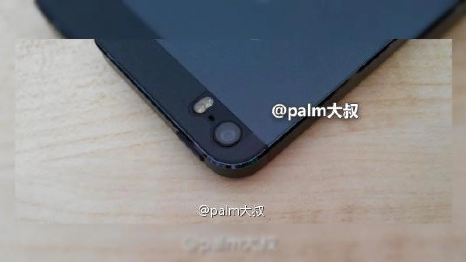 Blițul dual LED de pe iPhone 5S confirmat de o nouă fotografie ajunsă pe web