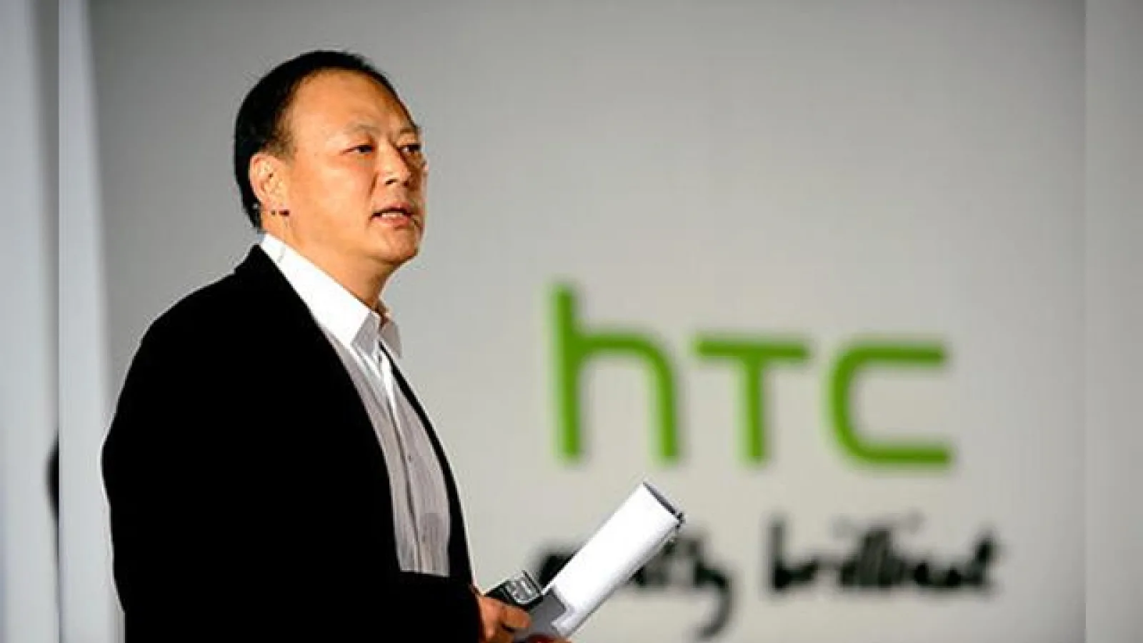 CEO-ul HTC, Peter Chou promite investitorilor o cotă de piață de 15% În viitor