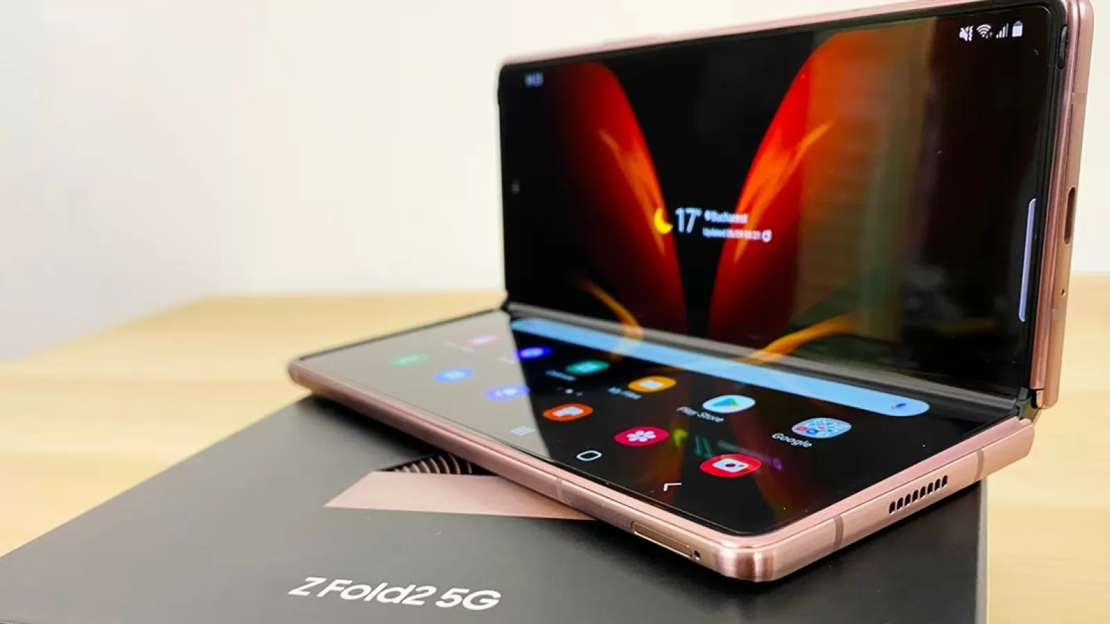 Turul Magazinelor #1004: Vouchere la televizoare Sony OLED, cel mai ieftin Galaxy Z Fold 2, stylus Z Fold 3