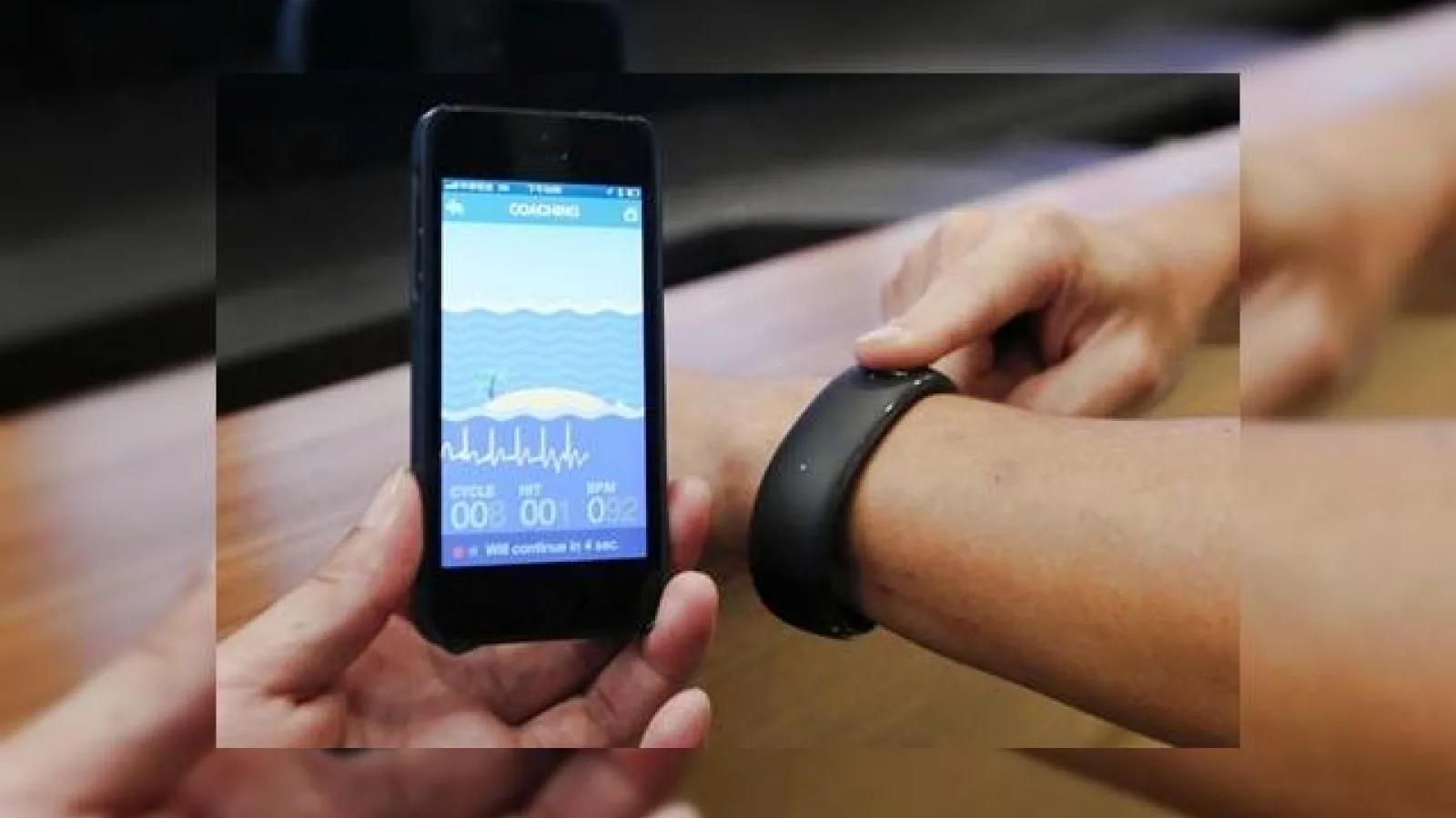 Foxconn prezintă un prototip de smartwatch asociat cu Apple iPhone