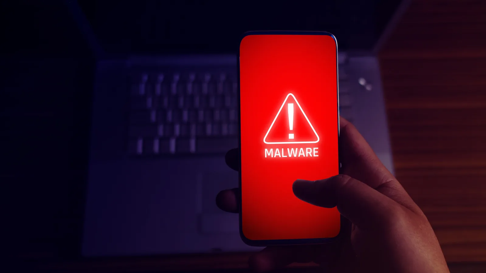 Google tocmai a interzis 150 de aplicaţii periculoase pe Android; Iată câteva aplicaţii care trebuie dezinstalate acum