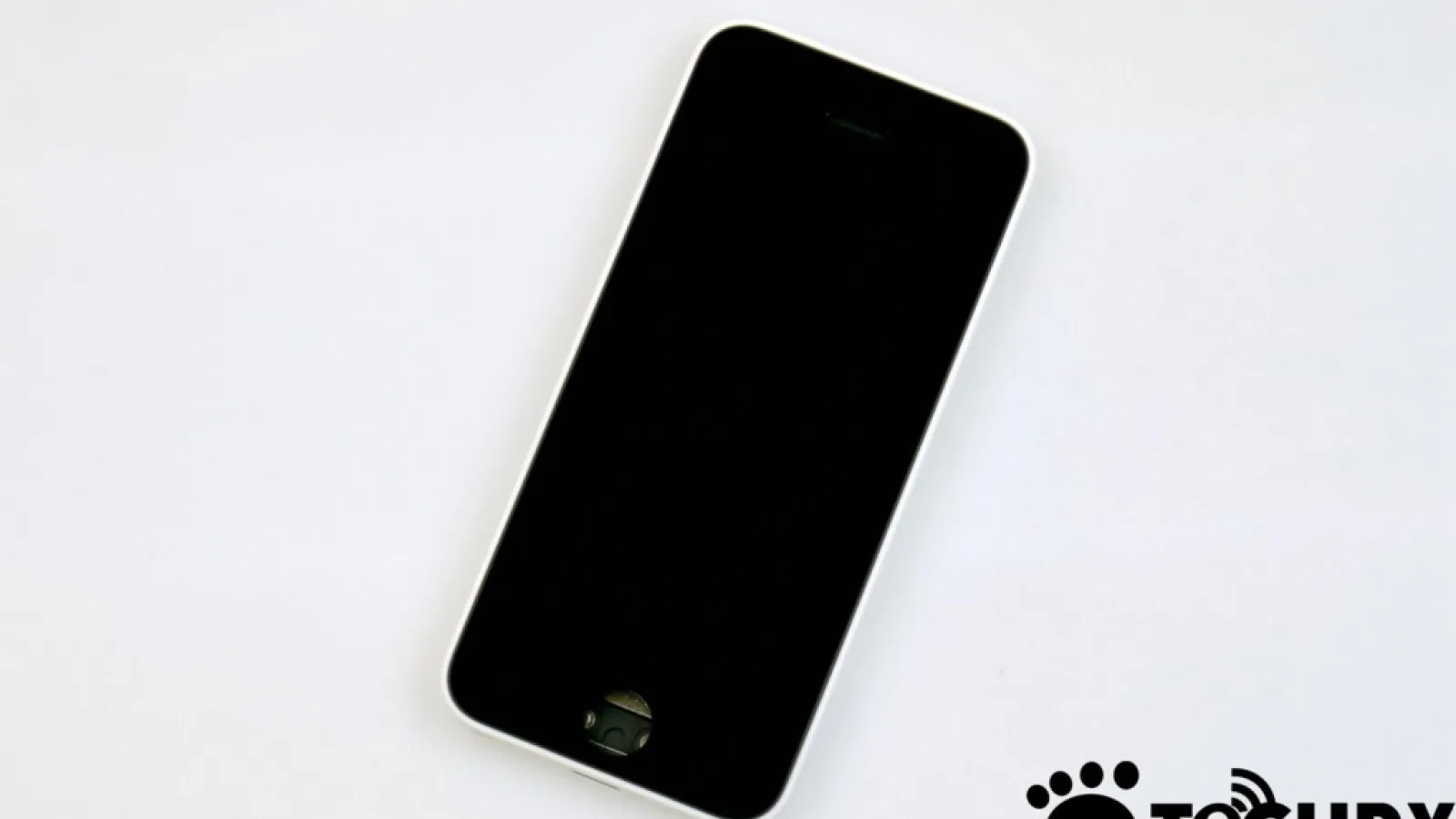 iPhone-ul de buget, cu carcasa din plastic surprins În primul clip hands on (Video)