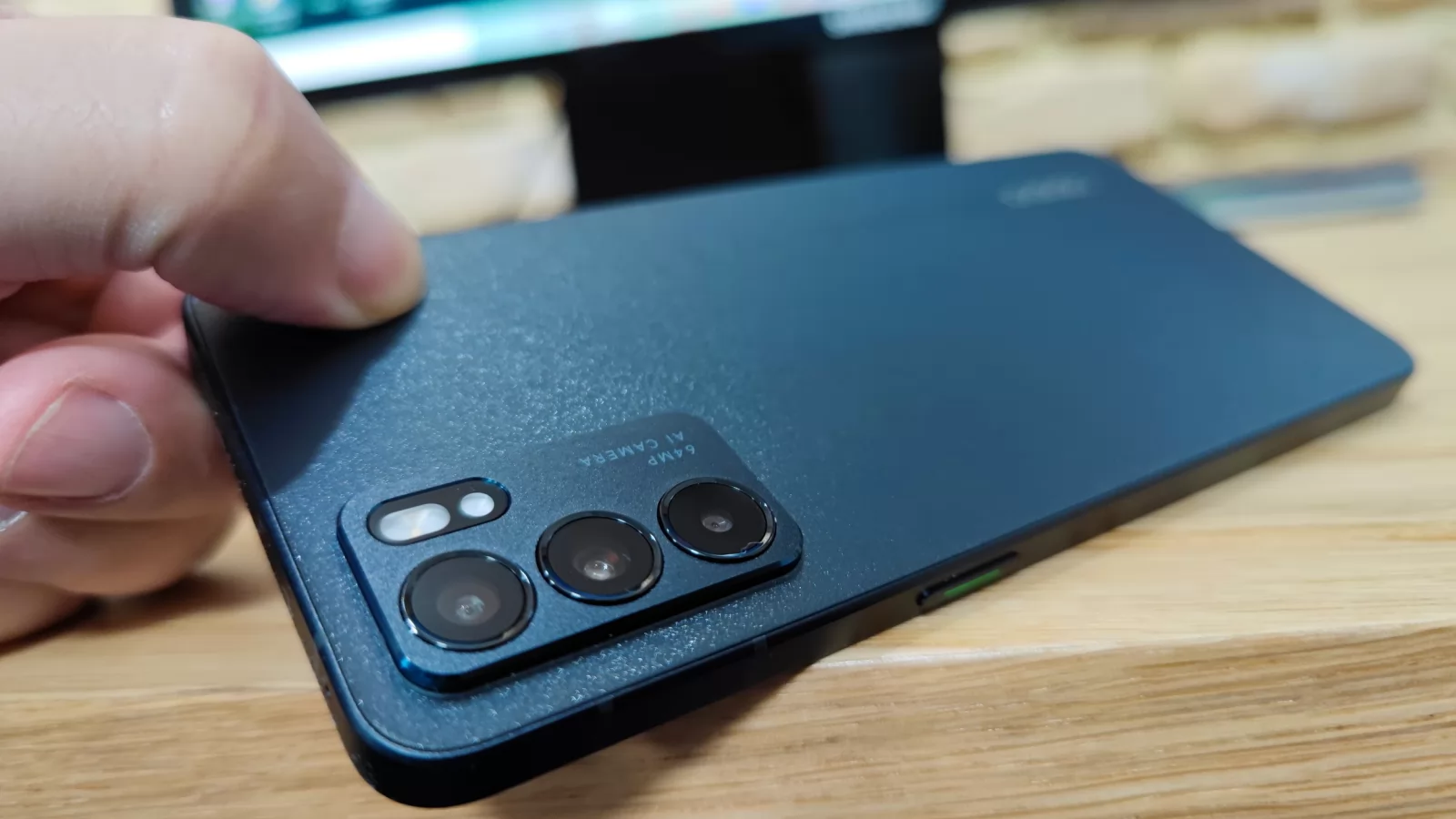 OPPO Reno6 5G ocupă primul loc în clasamentul DXOMARK al performanţei bateriei; Iată rezultatele testelor