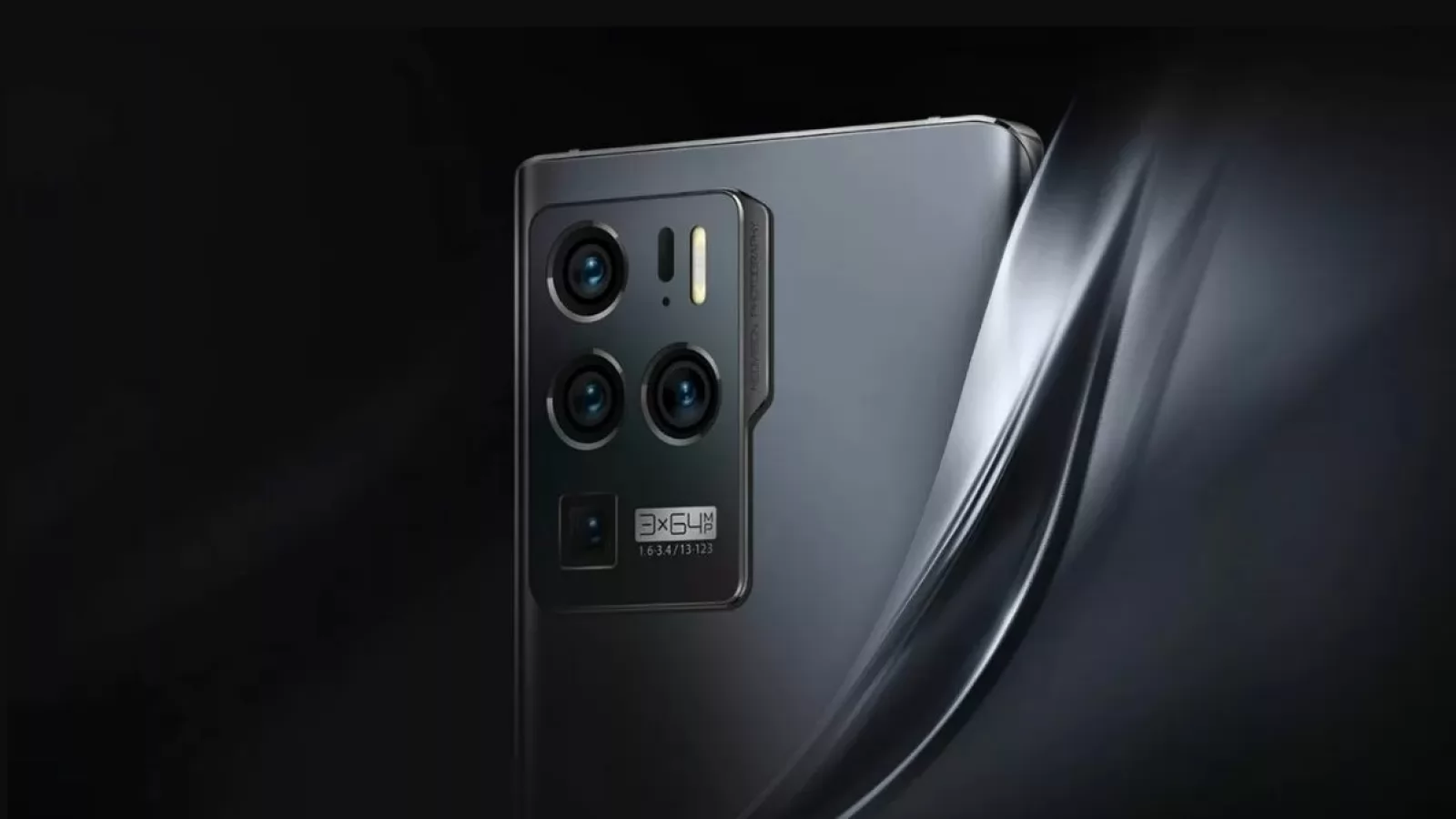 ZTE anunță lansarea lui Axon 30 Ultra Aerospace Edition, un "monstru" cu 18 GB RAM și 1 TB stocare