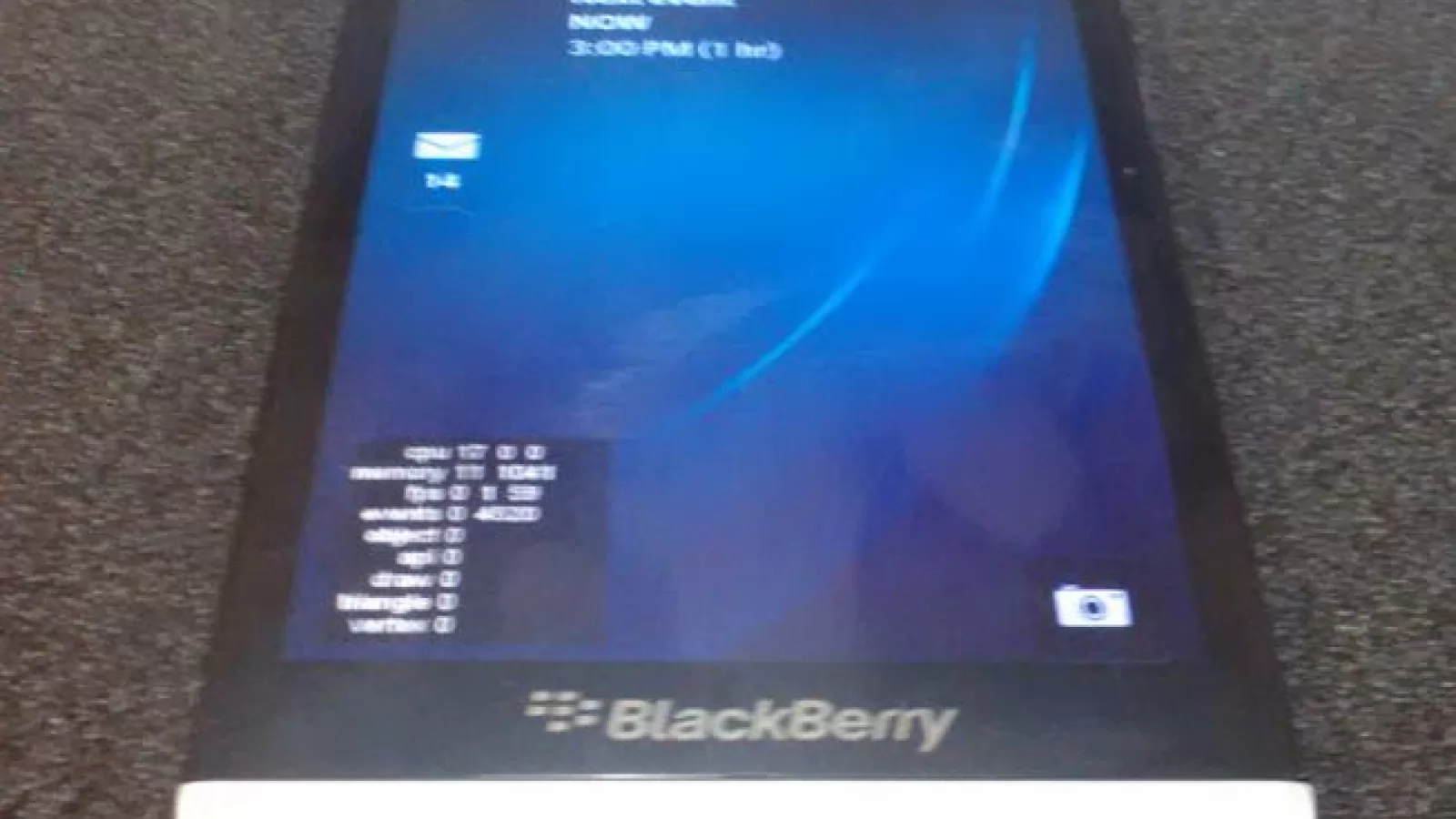 BlackBerry A10 ajunge pe web și În imagini, va sosi către final de an