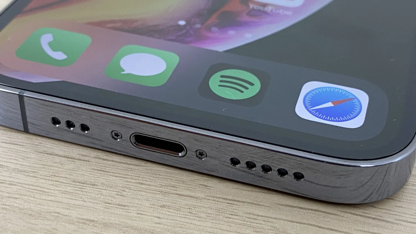 Apple iPhone 13 Pro: Conectivitate de top, am testat amplu şi 5G-ul