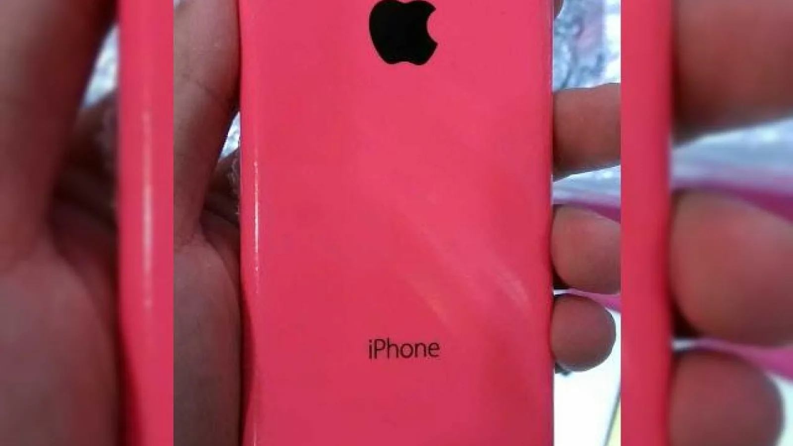 iPhone-ul de buget, zis și iPhone Lite Își face apariția Într-o versiune roz