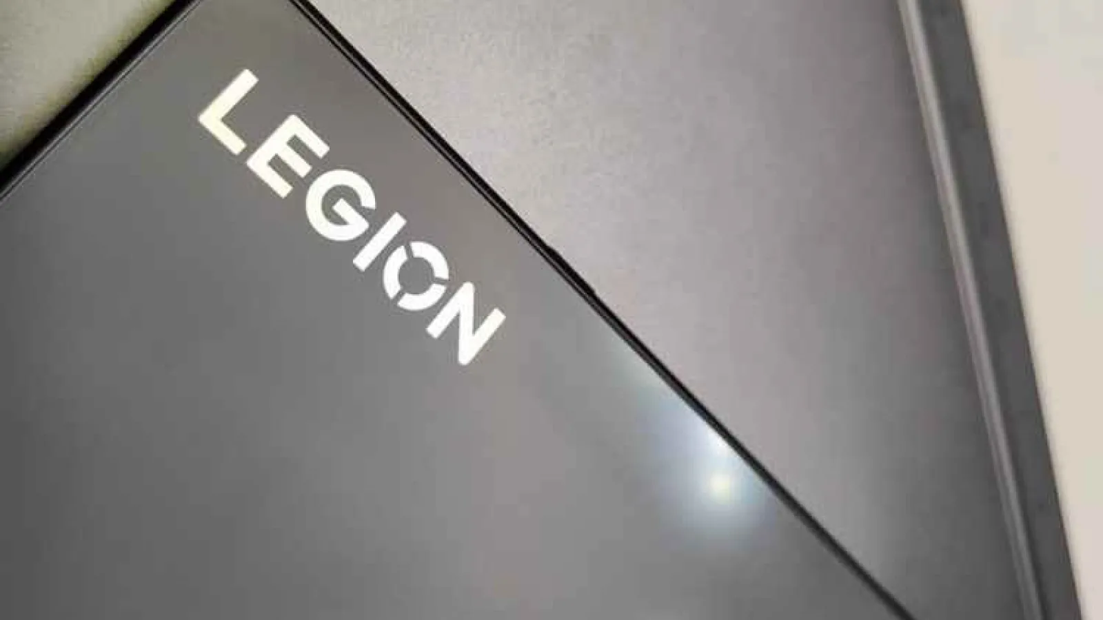 Lenovo Legion Pad este o tabletă de gaming cu ecran mic, care a primit un teaser de la oficialii Lenovo