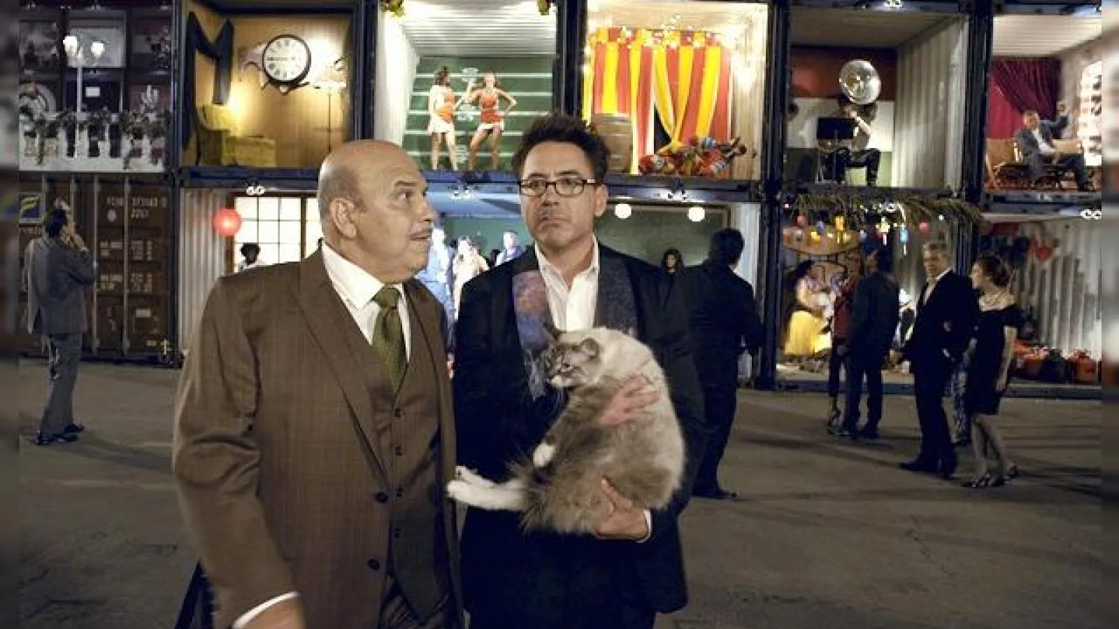Începe campania HTC cu Robert Downey Jr: iată un prim clip inedit! (Video)