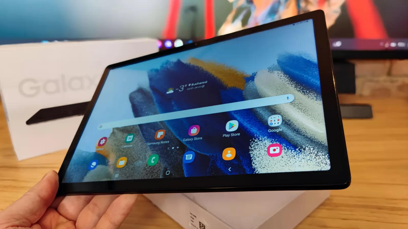 Samsung Galaxy Tab A8 10.5 Unboxing: tabletă pentru şcoala de acasă, cu primul procesor Unisoc pe care îl testăm