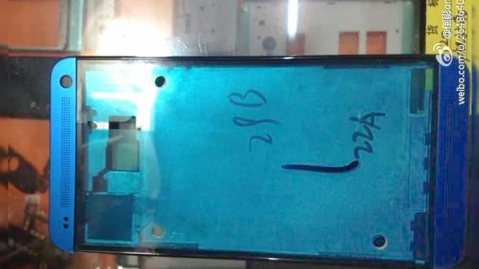 HTC One pe albastru În curând, confirmat direct din fabrică