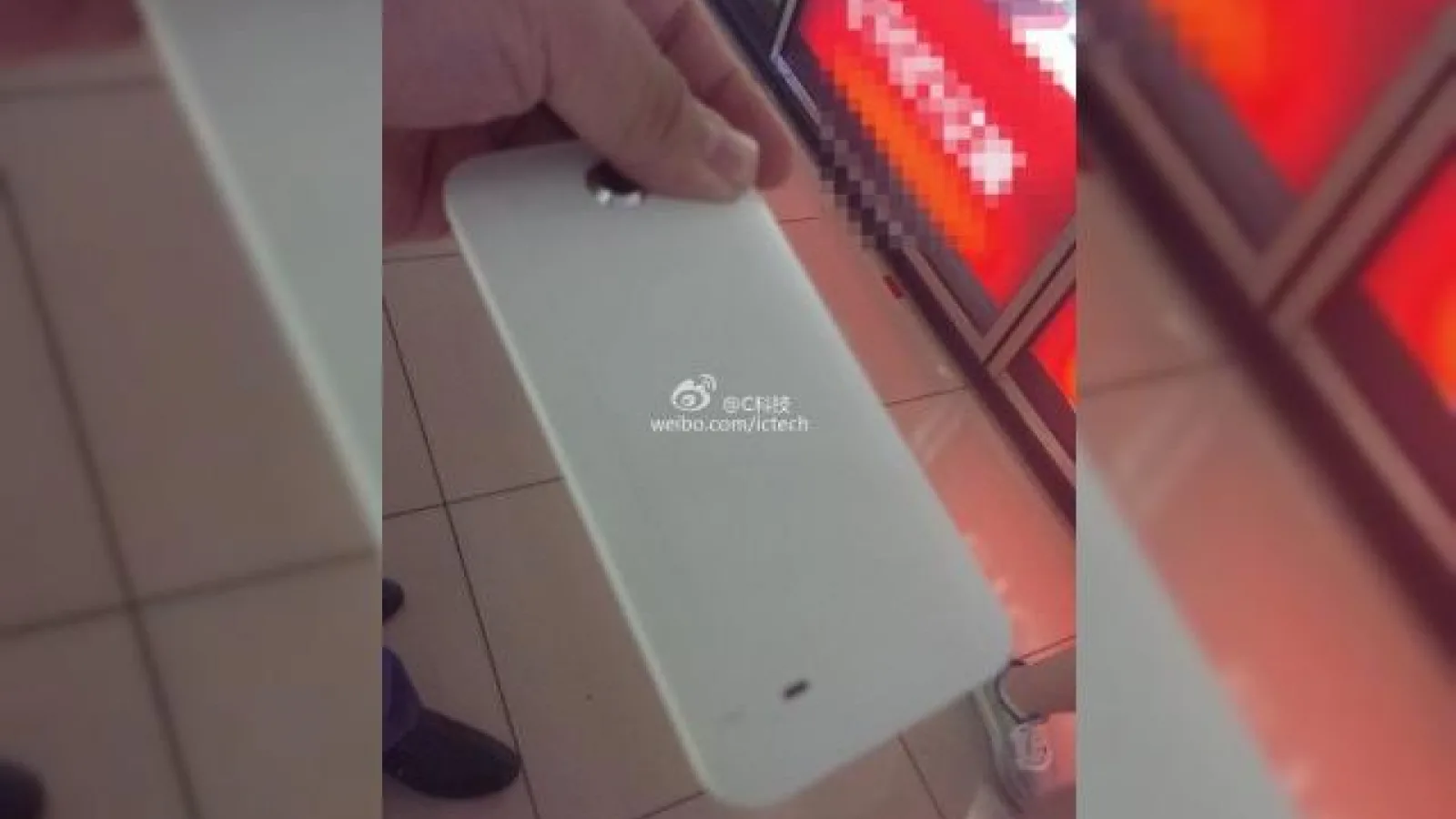 Un smartphone HTC misterios apare Într-o nouă serie de imagini; Ce model să fie?