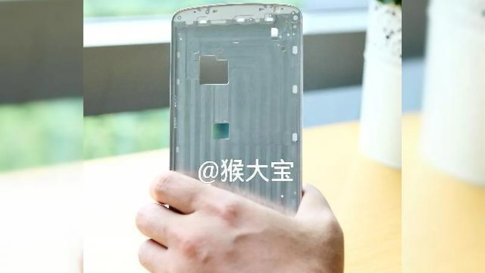 Cameraphone-ul Oppo N1 ajunge pe web În noi imagini, e mai mare decât ne așteptam