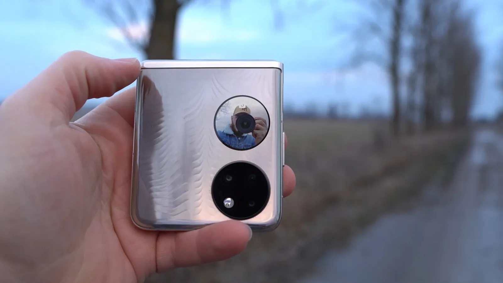 Huawei P50 Pocket: Camera prinsă între high midrange şi flagship, cu nuanţele lui P50 Pro