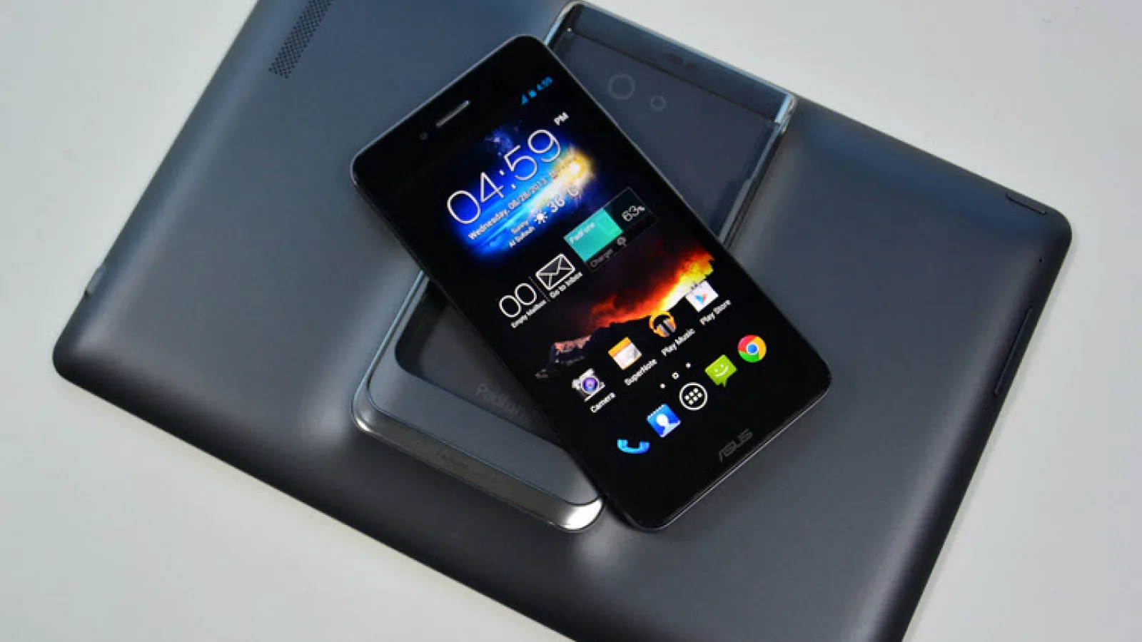 Nouă versiune ASUS PadFone Infinity va include o cameră cu tehnologie de nouă generație, posibil oversampling
